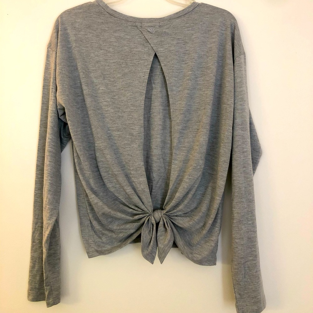 FOREVER 21 Long Sleeve Cut Out Shirt